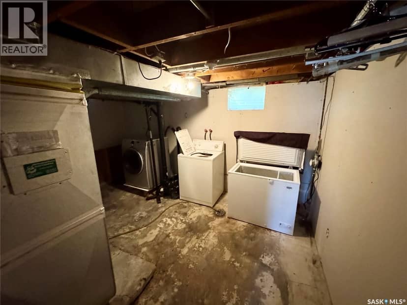 214 Bates STREET — photo 15 of 16