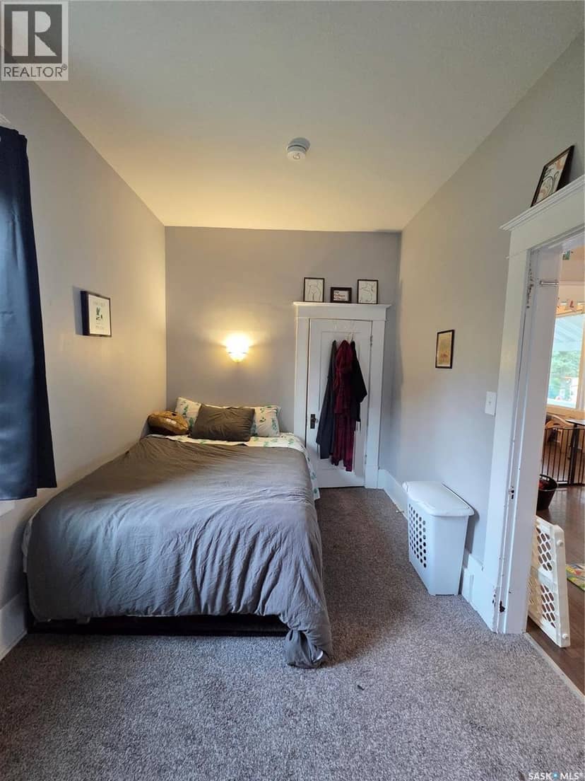 315 Carlyle STREET — photo 23 of 30