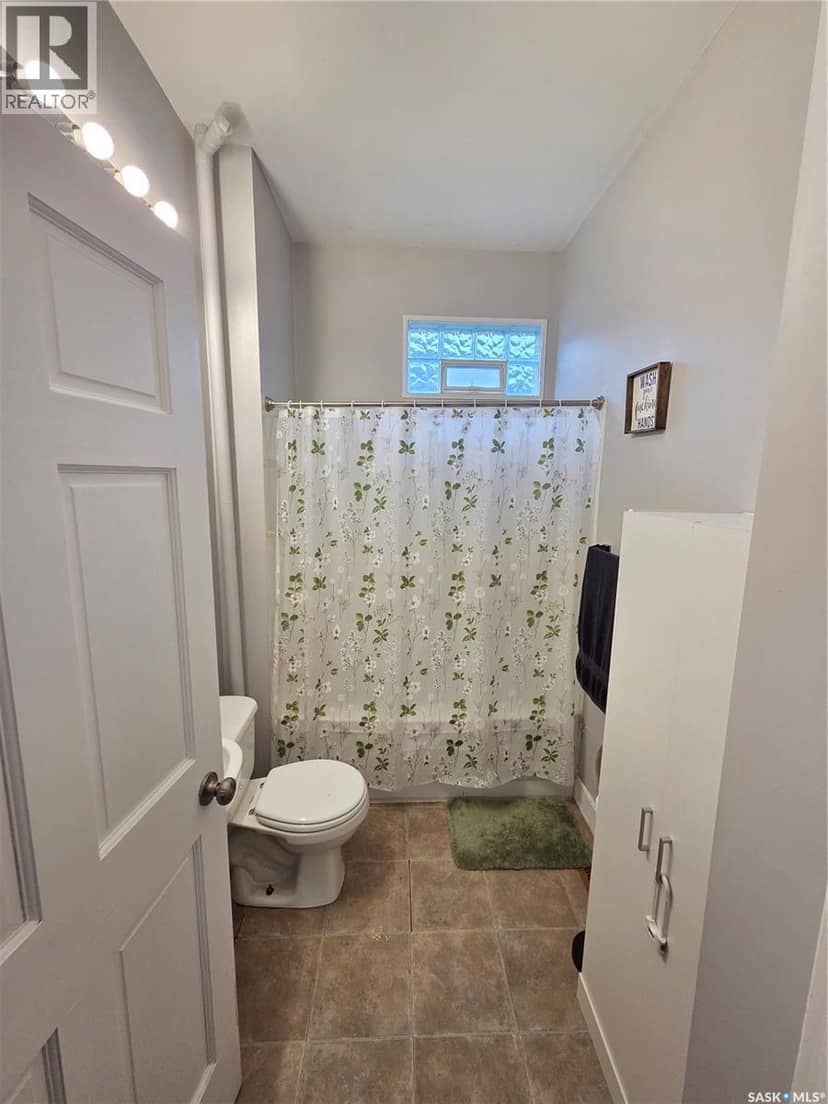 315 Carlyle STREET — photo 25 of 30