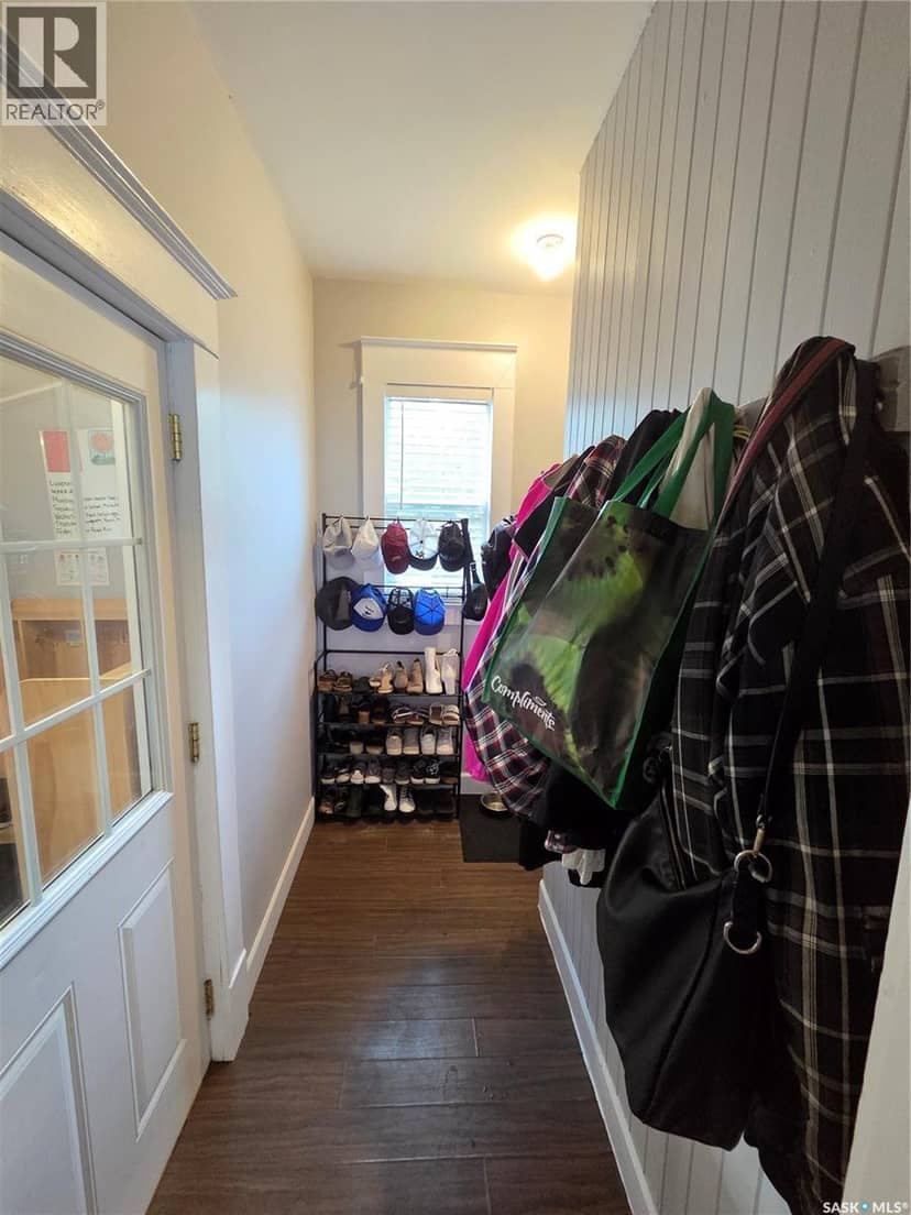 315 Carlyle STREET — photo 27 of 30