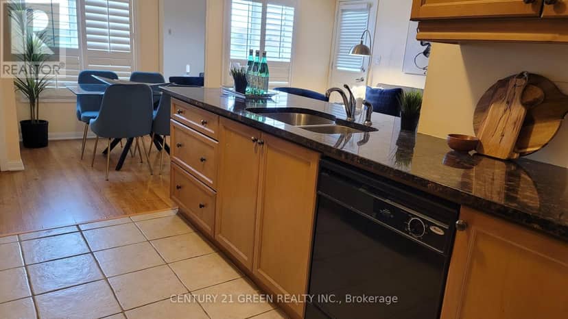 409 - 10 Mendelssohn Street — photo 10 of 33