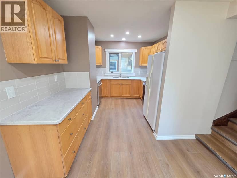 859 Cartier AVENUE, Moose Jaw, photo 7