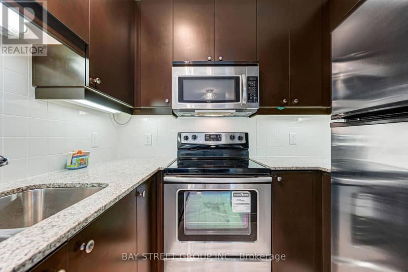 5308 - 60 Absolute Avenue — photo 14 of 35