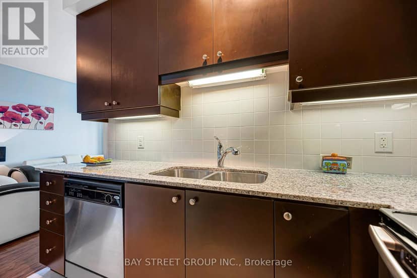 5308 - 60 Absolute Avenue — photo 16 of 35