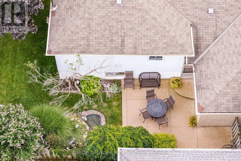 3245 Lansdown Drive — photo 39 of 40