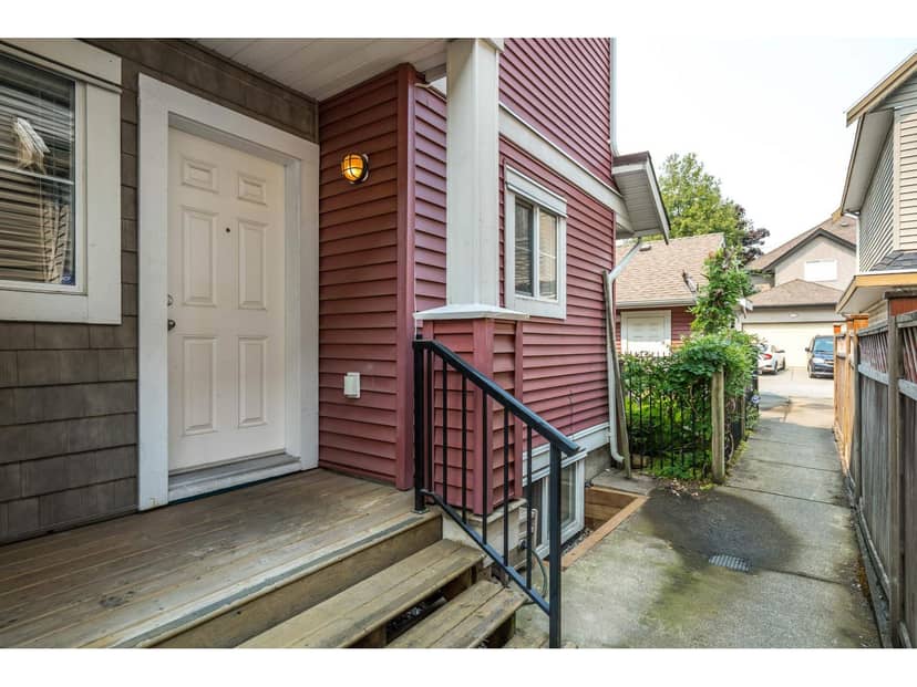 D2 19319 72 AVENUE, Surrey, photo 4