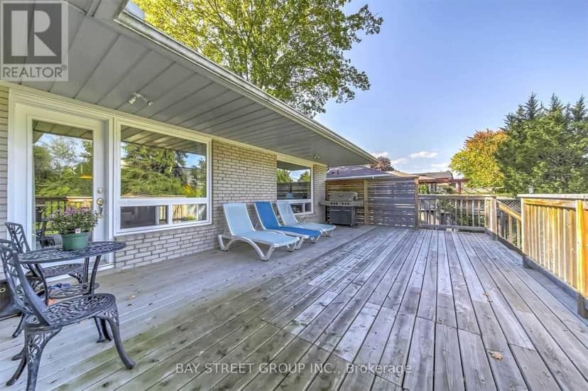33 Heathview Avenue — photo 18 of 20