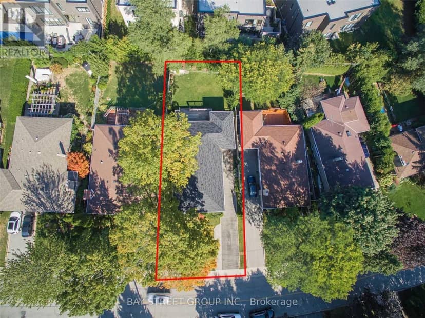 33 Heathview Avenue — photo 2 of 20