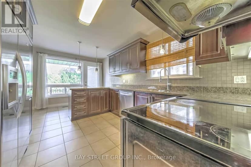 33 Heathview Avenue — photo 6 of 20