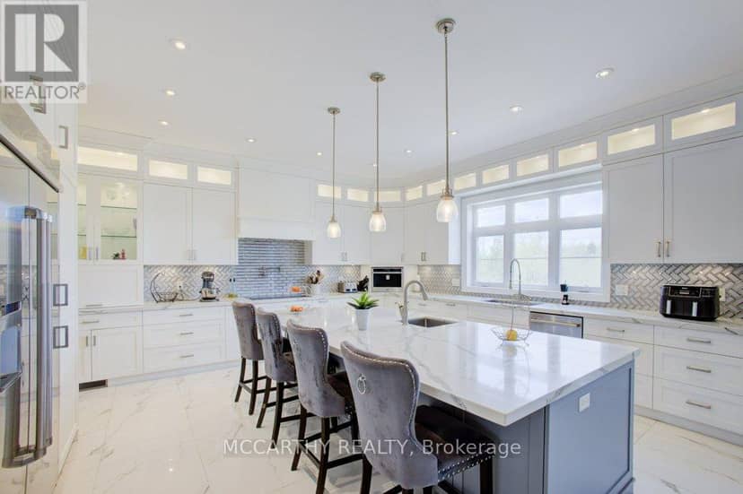 120 Highpoint Crescent — photo 15 of 40