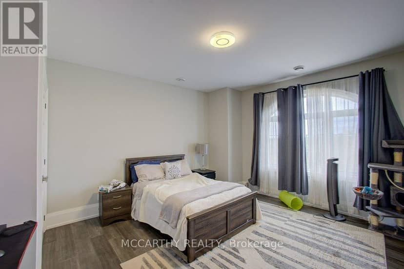 120 Highpoint Crescent — photo 38 of 40