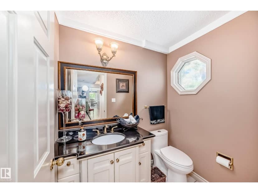 17416 53 AV NW — photo 23 of 40