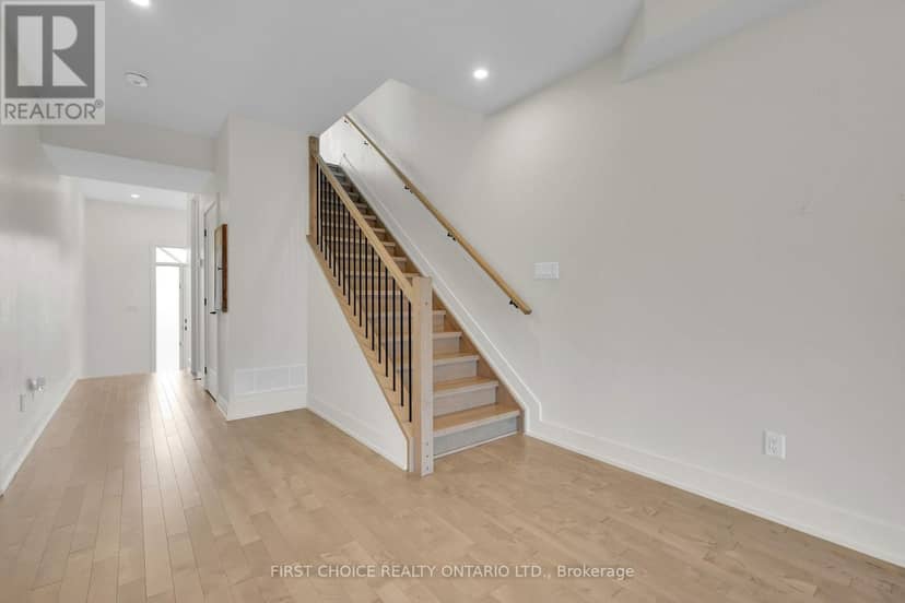 269 Queen Mary Street — photo 4 of 40
