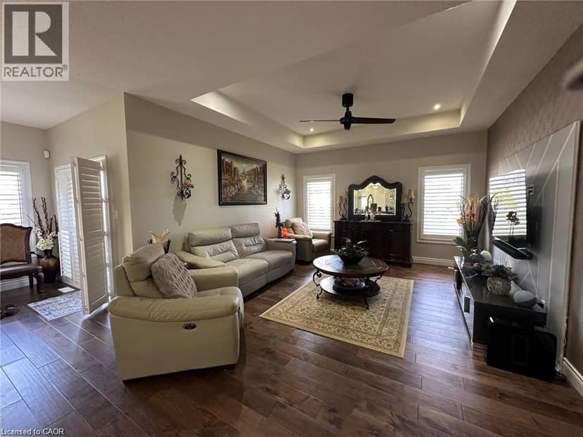 64 ENGLISH Crescent, Plattsville, photo 6