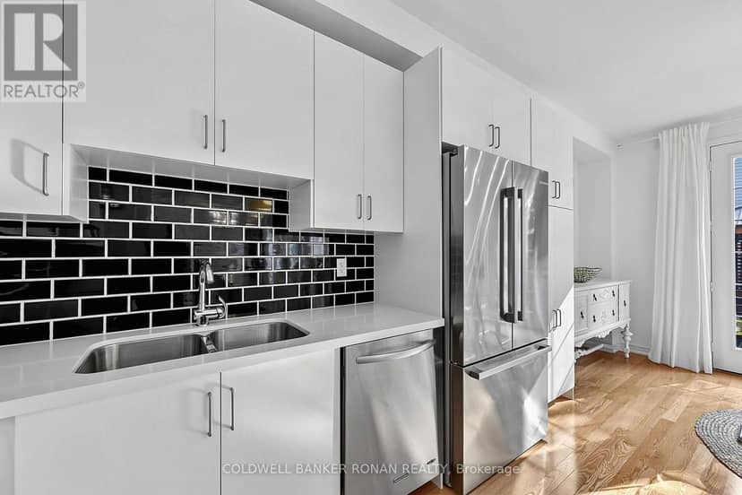 71 Cauthers Crescent — photo 13 of 40