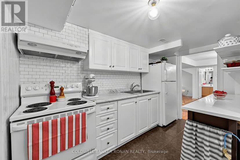 71 Cauthers Crescent — photo 37 of 40