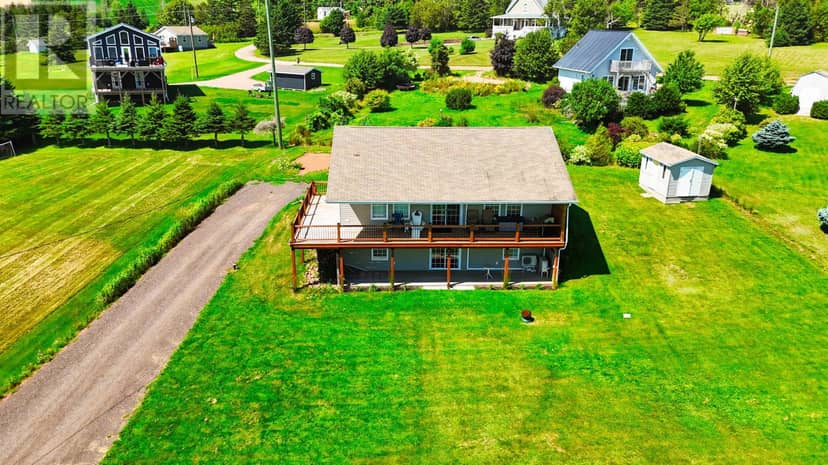 65 Riverview Dr, New London, photo 4