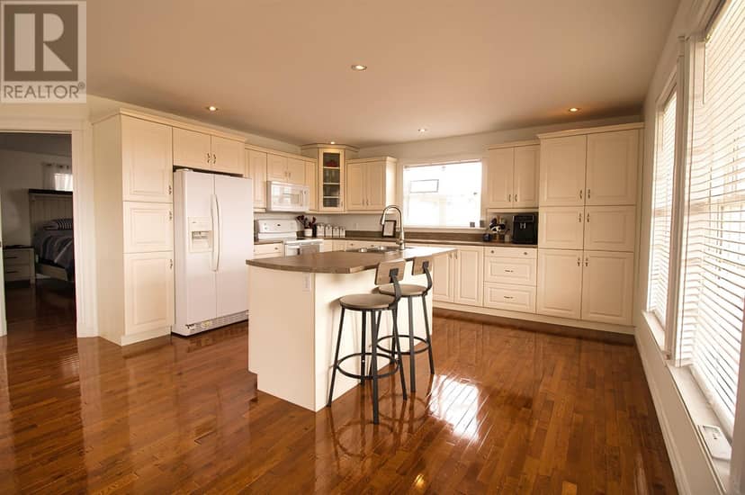 65 Riverview Dr — photo 19 of 40