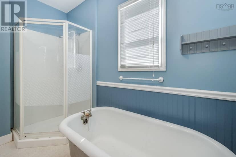 33 Mechanic Street — photo 14 of 27