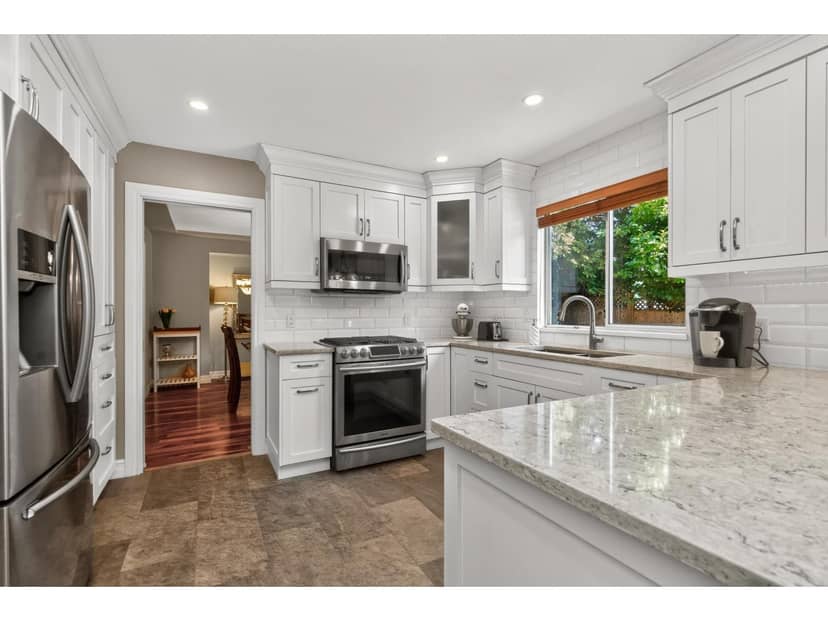 5860 188 STREET, Surrey, photo 2
