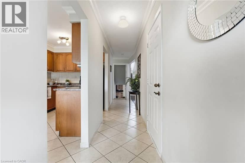 30 TWINOAKS Crescent, Stoney Creek, photo 4