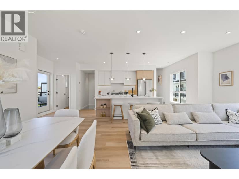 26 388 DUNCAN STREET, New Westminster