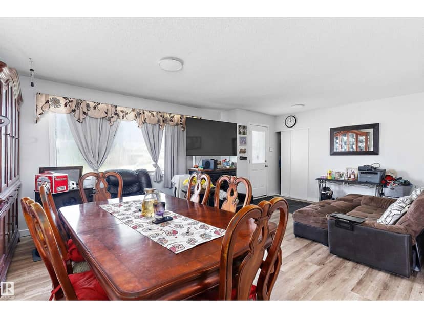 5815 136 AV NW, Edmonton, photo 5