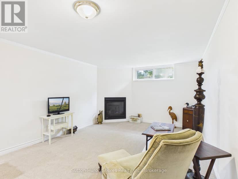 793 Ruby Street — photo 25 of 38