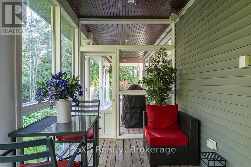 141 Bay Street — photo 21 of 40