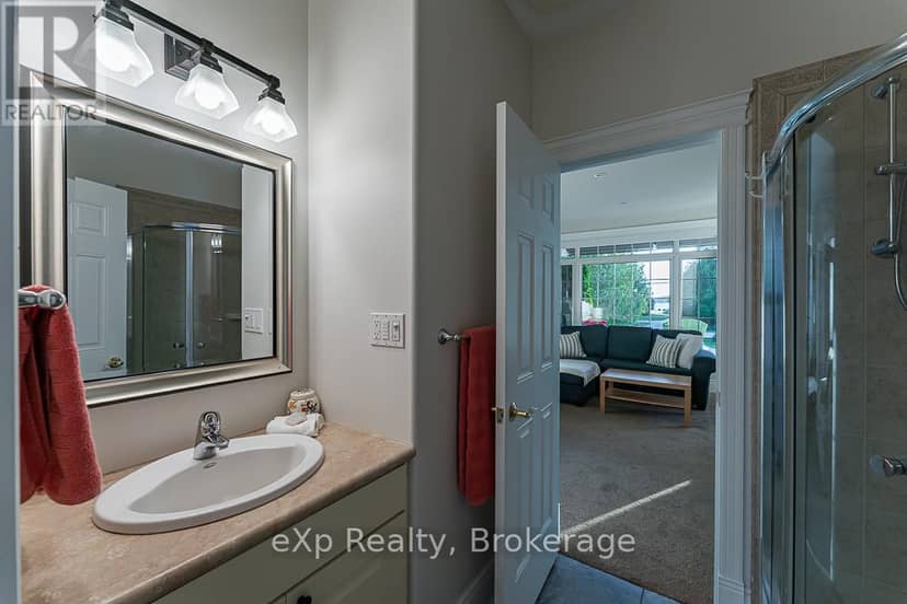 141 Bay Street — photo 30 of 40