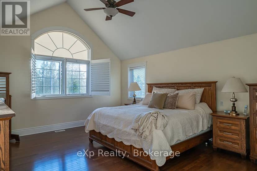 141 Bay Street — photo 36 of 40