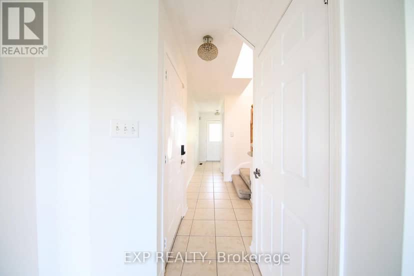 1036 Southport Drive — photo 17 of 34