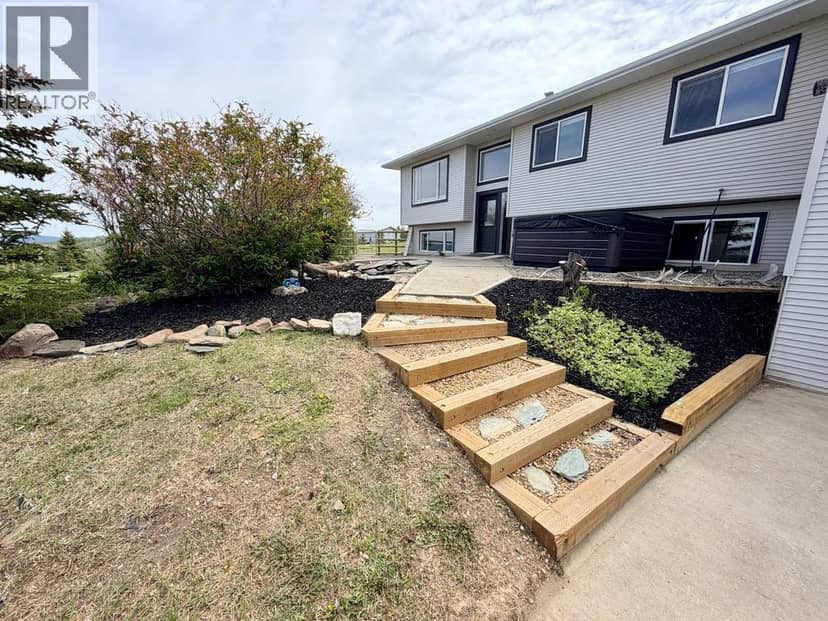 1037 Paradise Valley Subdivision, Dawson Creek, photo 3