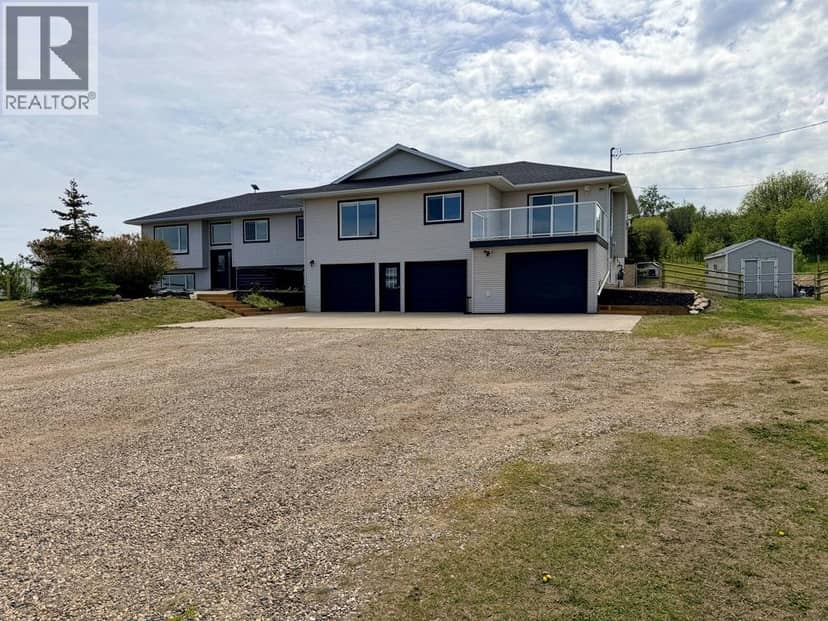 1037 Paradise Valley Subdivision, Dawson Creek, photo 2