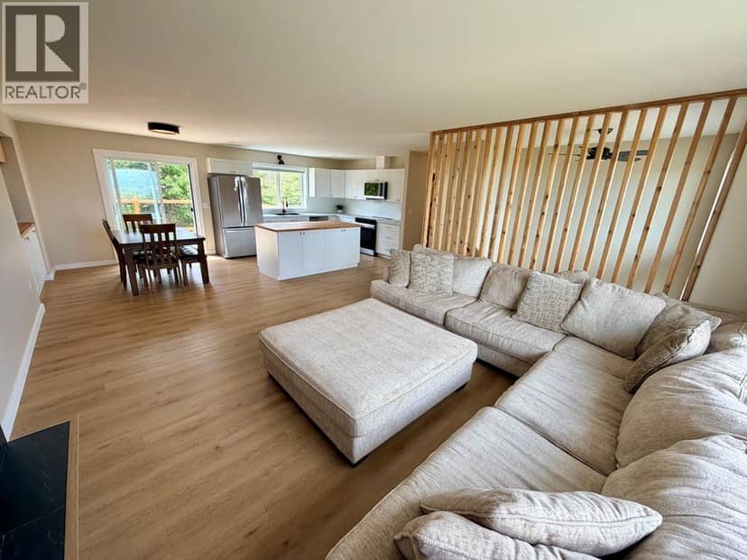1037 Paradise Valley Subdivision, Dawson Creek, photo 7