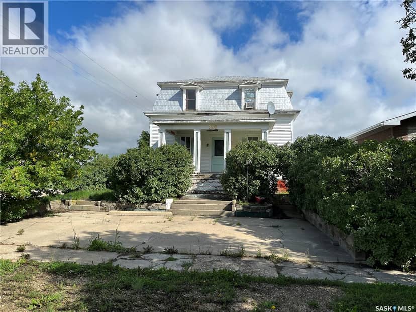 239 4th AVENUE W, Gravelbourg