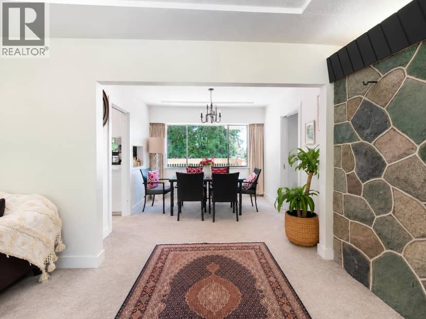 869 CLEMENTS AVENUE, North Vancouver, photo 6