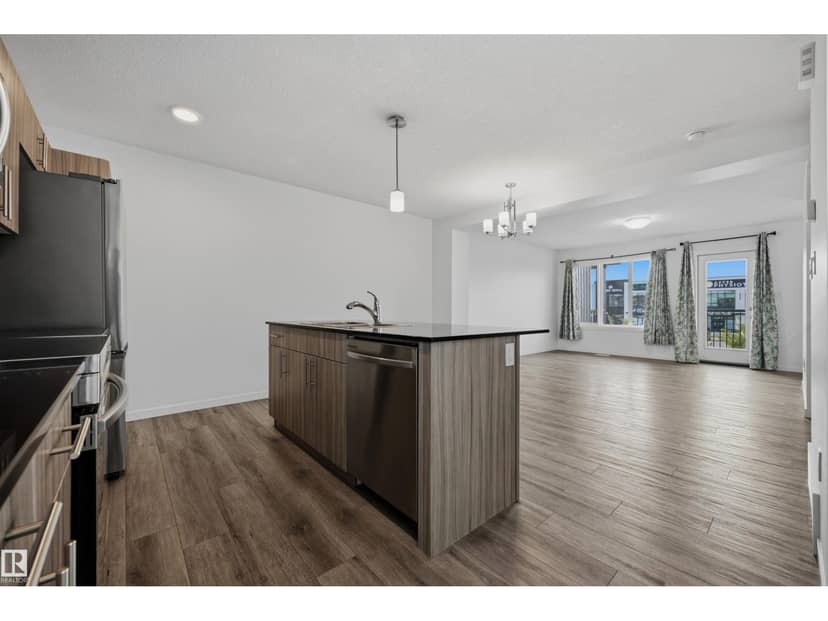 1246 Aster Bv NW — photo 10 of 38