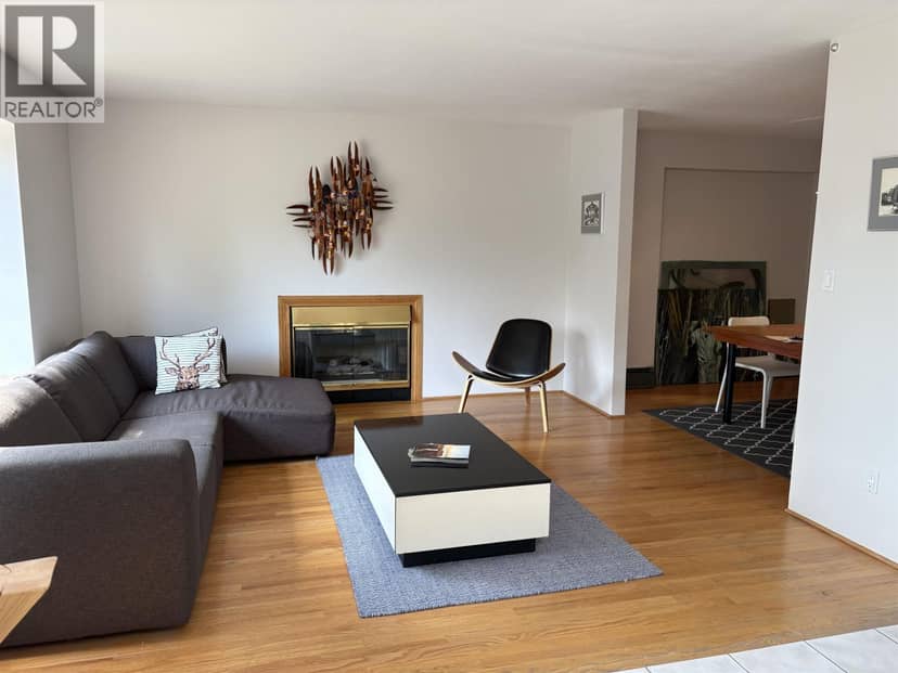 4227 W 14TH AVENUE, Vancouver, photo 3