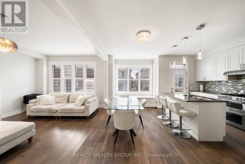 42 Mondial Crescent — photo 7 of 40