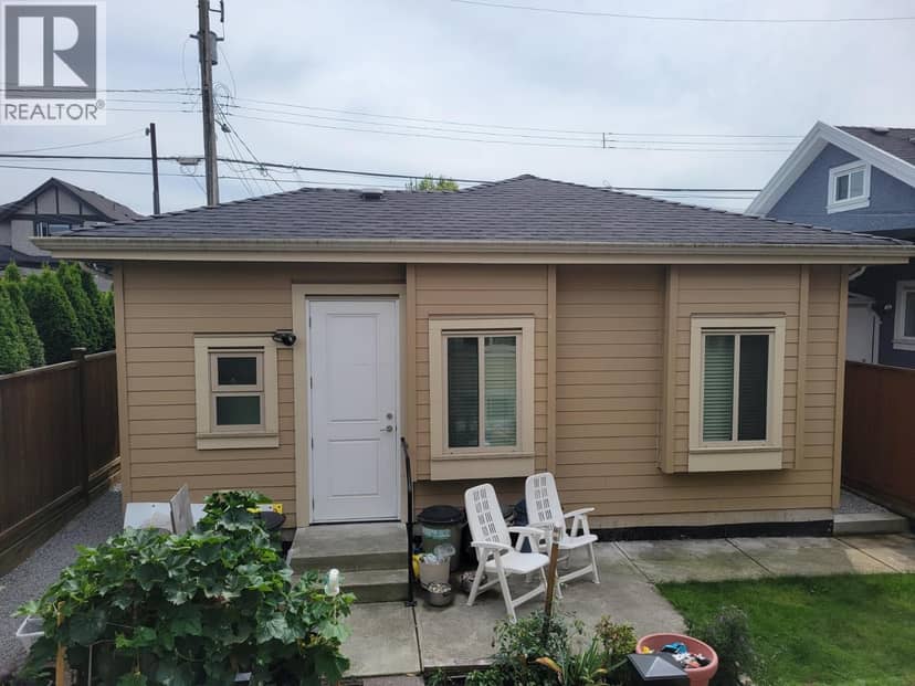 2962 KITCHENER STREET, Vancouver, photo 2