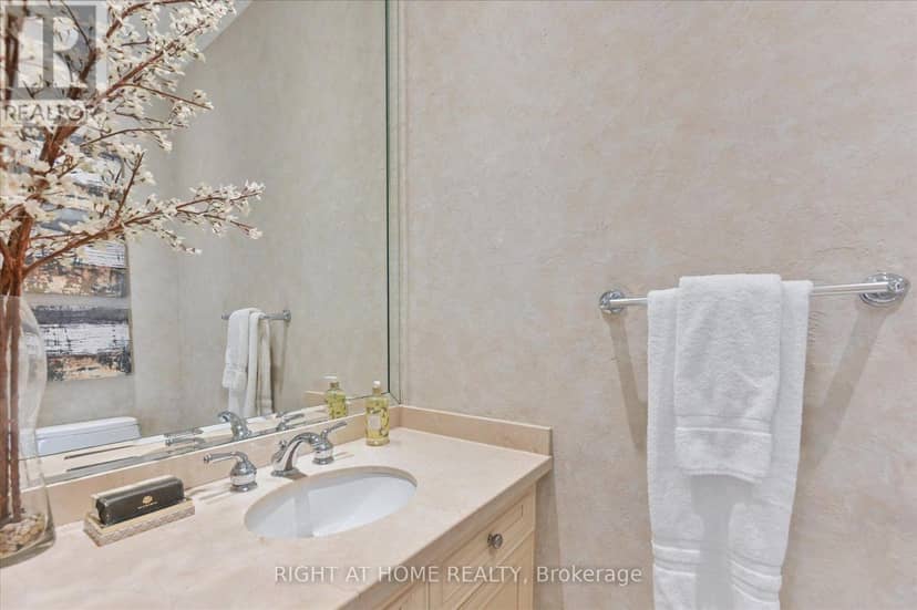 154 Charlton Boulevard — photo 18 of 40