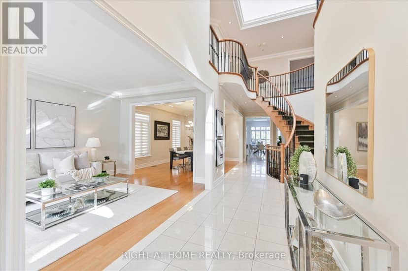 154 Charlton Boulevard — photo 3 of 40