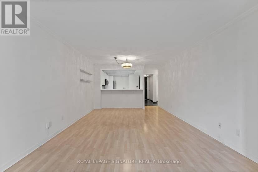206 - 18 Hollywood Avenue — photo 11 of 40