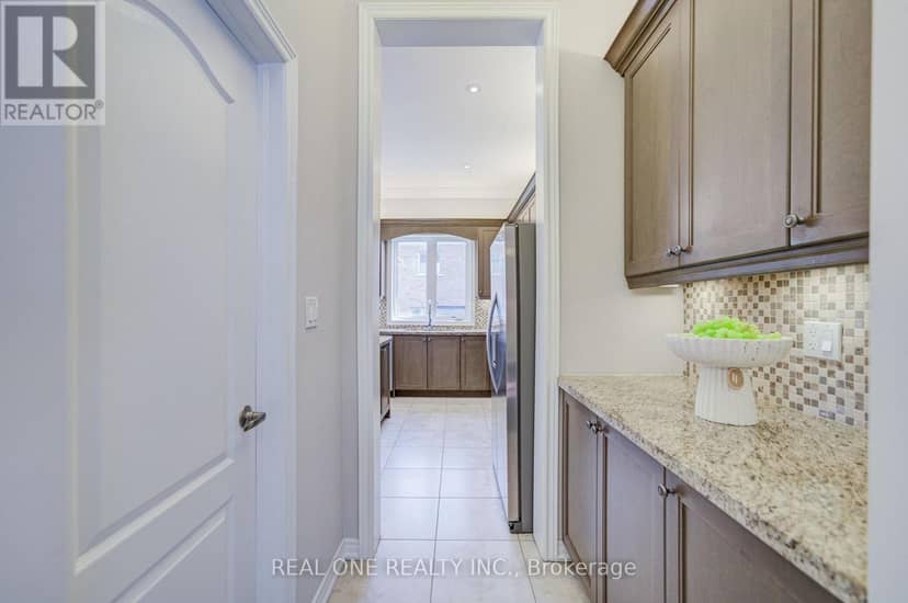 66 Wozniak Crescent — photo 19 of 40