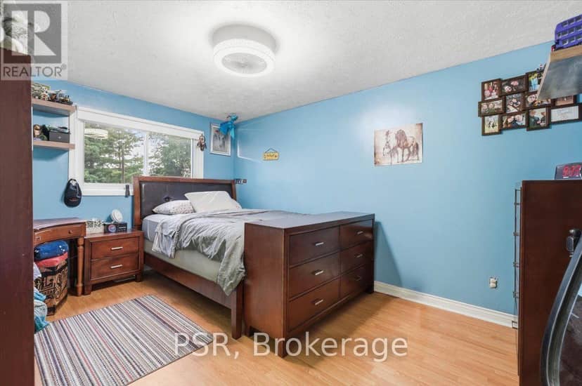 32 Richmond Street — photo 16 of 37