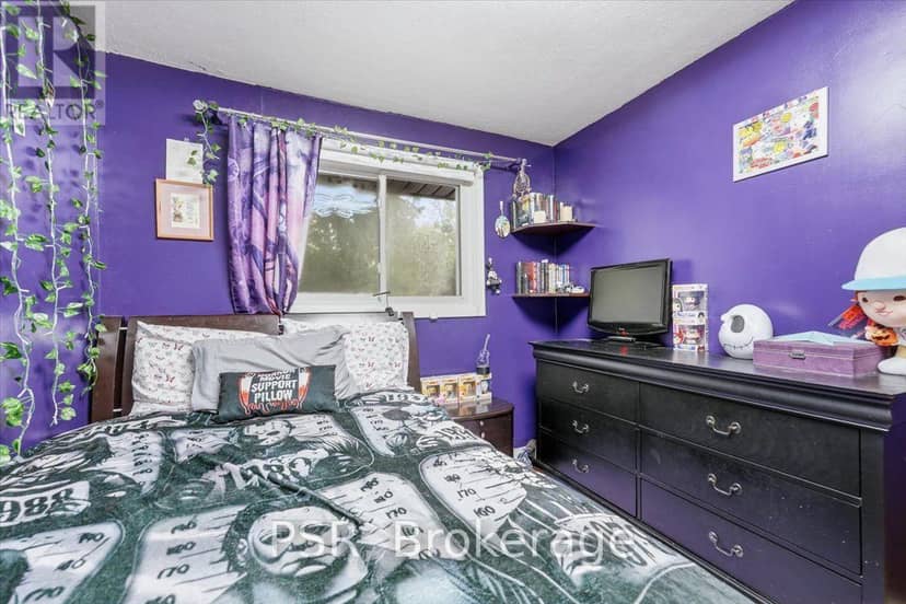 32 Richmond Street — photo 19 of 37