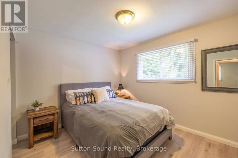 54 Roth Drive — photo 16 of 40