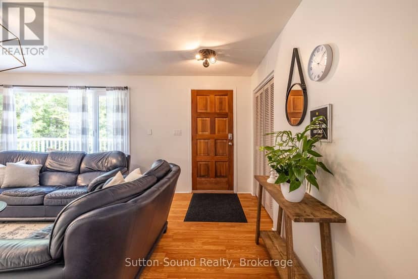 54 Roth Drive — photo 6 of 40