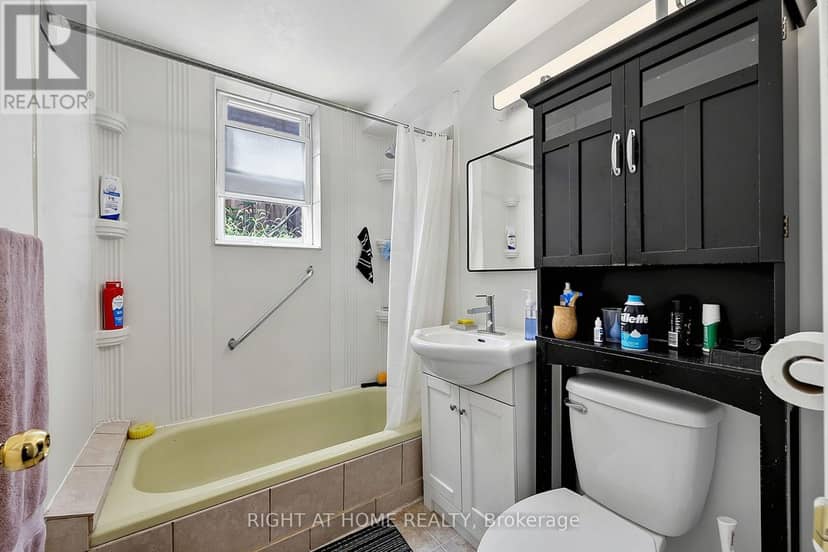 137 Vancouver Street — photo 11 of 40